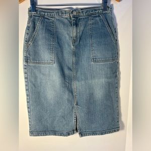 Gap Denim Skirt-SIZE: 4